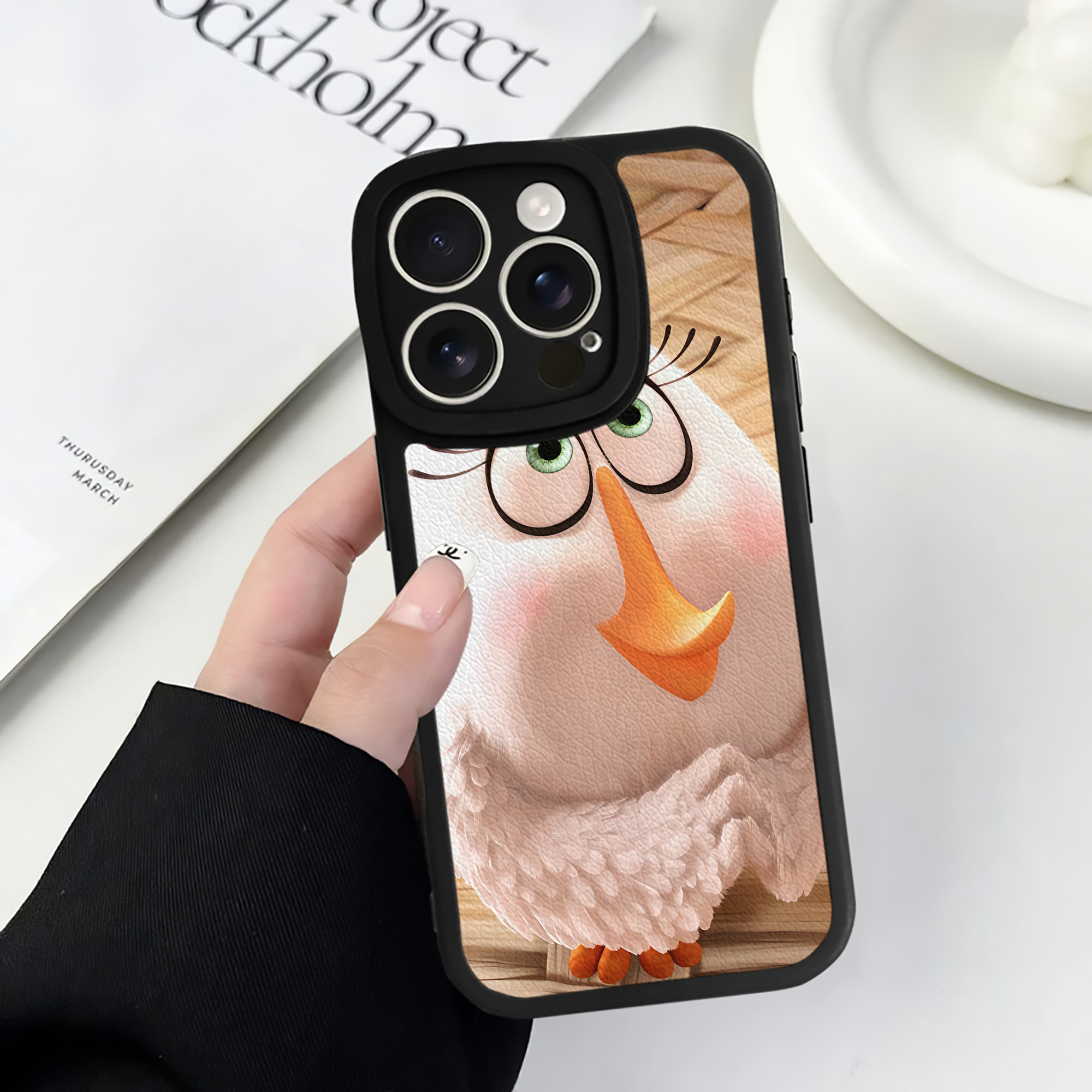 （画像用） Angry Birds アングリーバード 【iPhone 16シリーズ対応】シリコンスマホケース（レザー調） 材質：シリコン